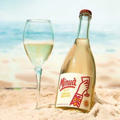 Minuà - Bevanda Aromatizzata a Base di Vino (Bianco Frizzante) - 75cl